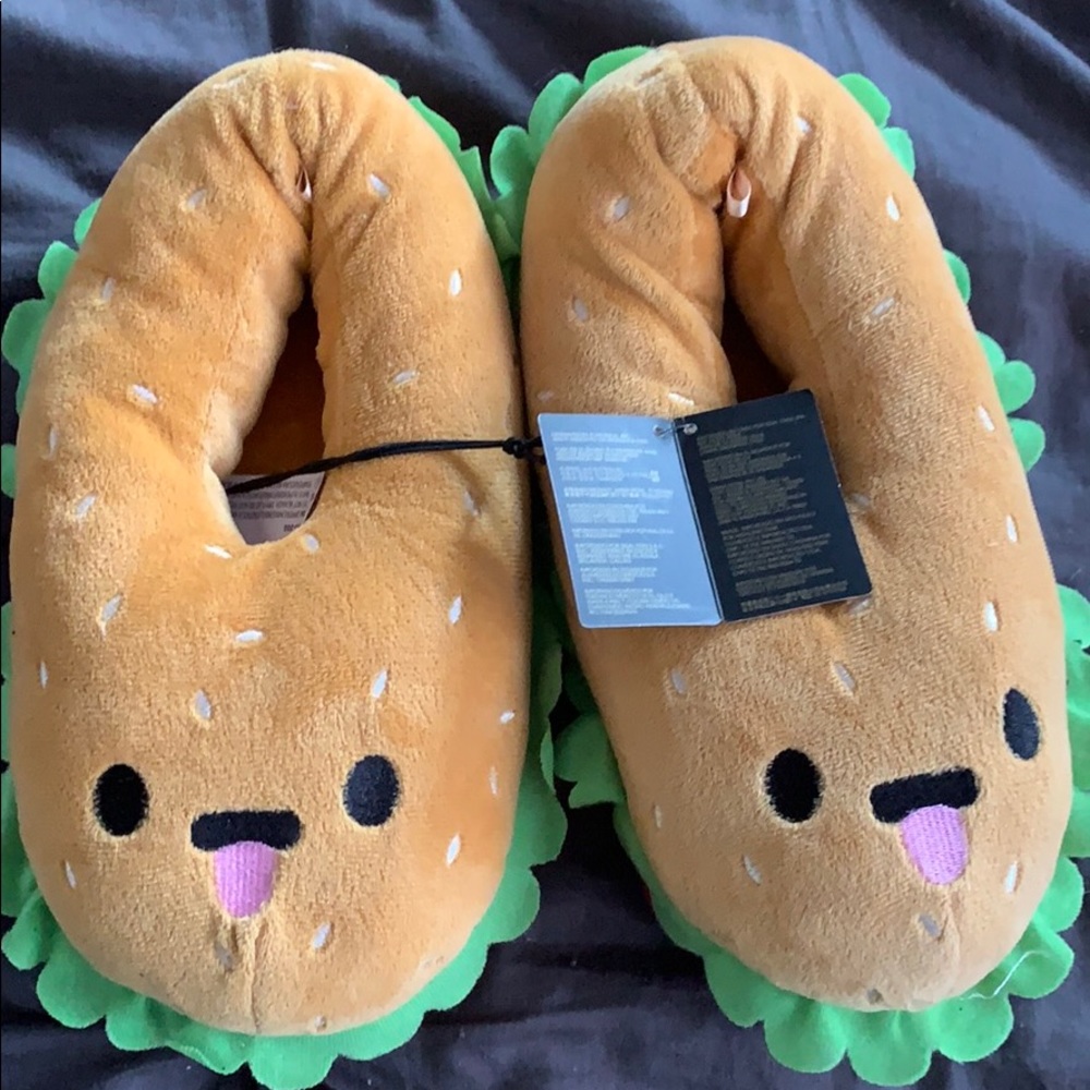 NWT Burger Plushie Slippers